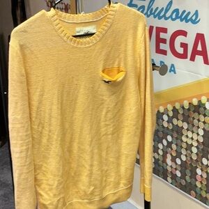 Hollister Yellow Crewneck Sweater with Relaxed Fit
